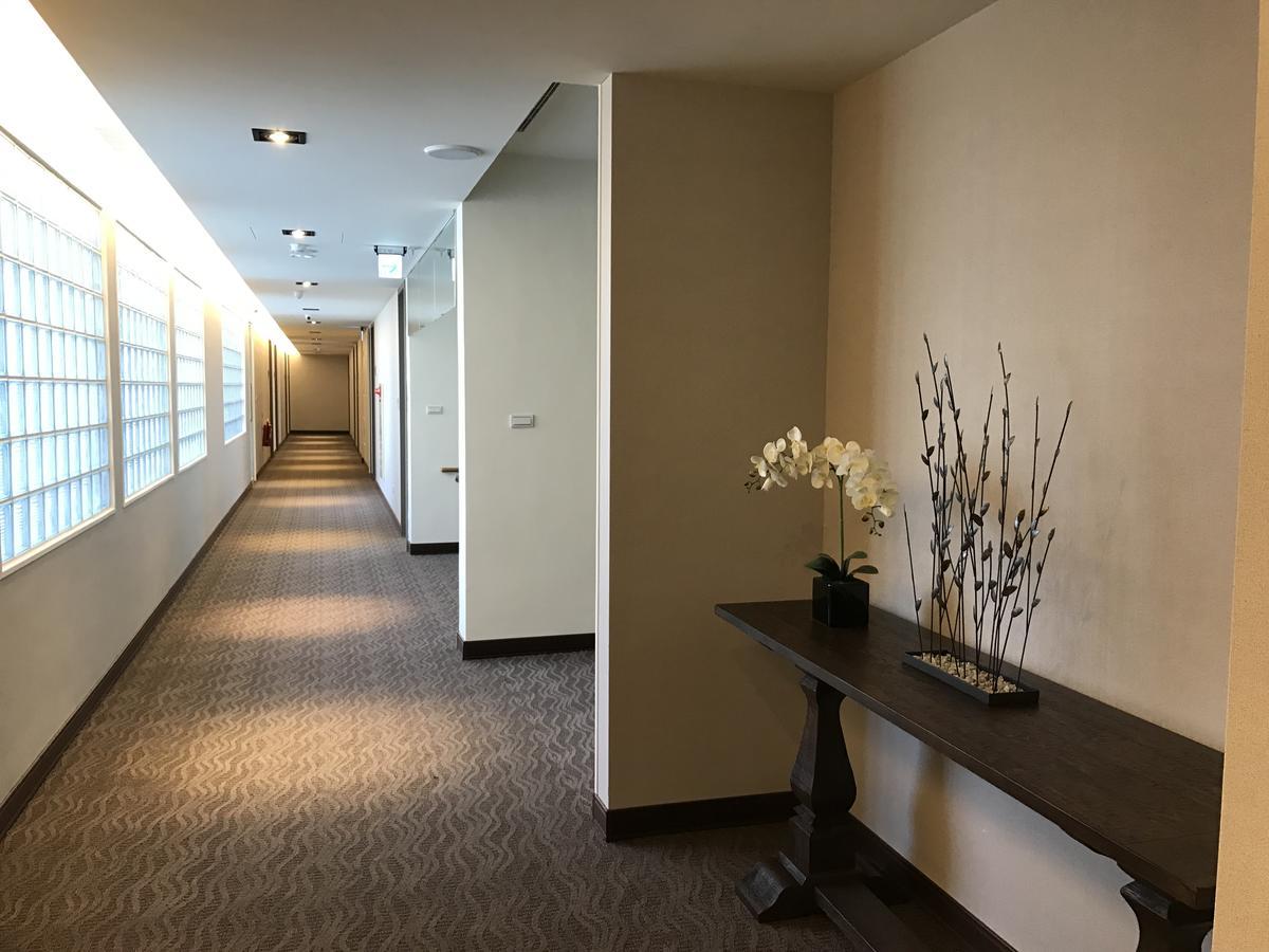 晨光飯店 Hotel Kota Chiayi Bagian luar foto